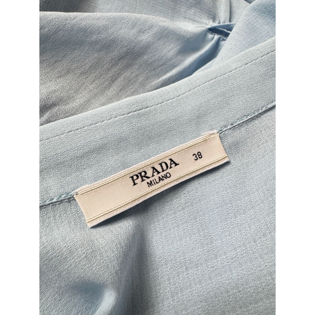 2010 Light Blue Pleated Short-Sleeve Shirt