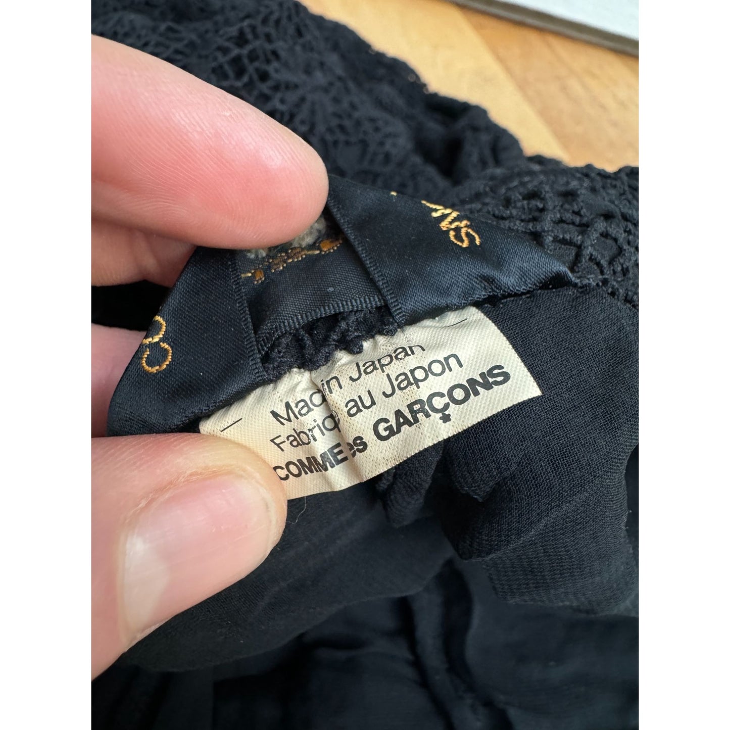  Autumn/Winter 2005 – Black Two-Way Lace Jacket 