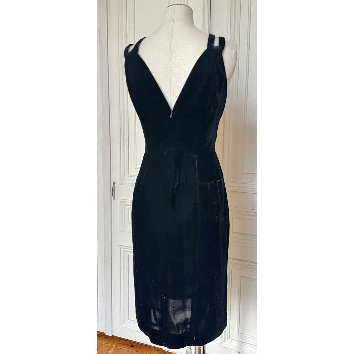 2009 Black Shimmering Velvet Strappy Dress