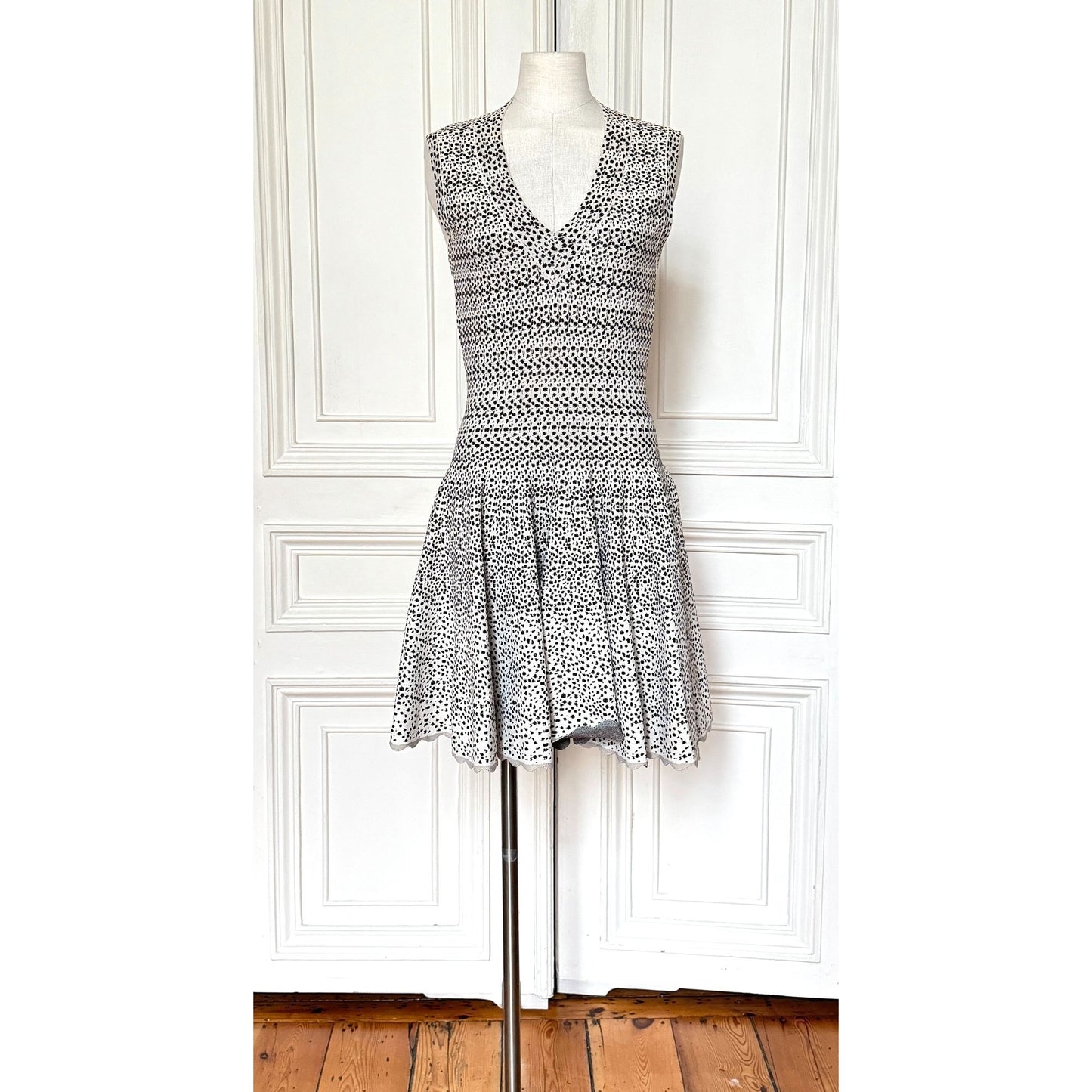 Sleeveless Printed Knit Dress 