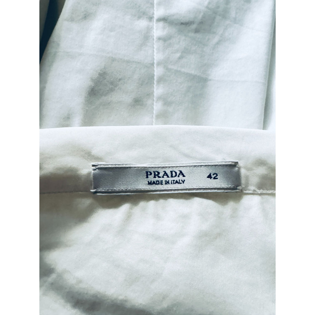 White Ruched Stretch Cotton Button-Down Shirt