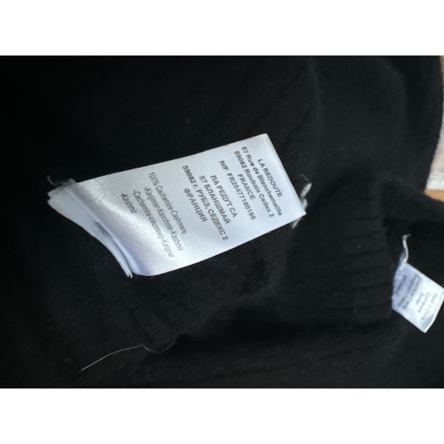 Black Cashmere Sweater Courreges logo on front