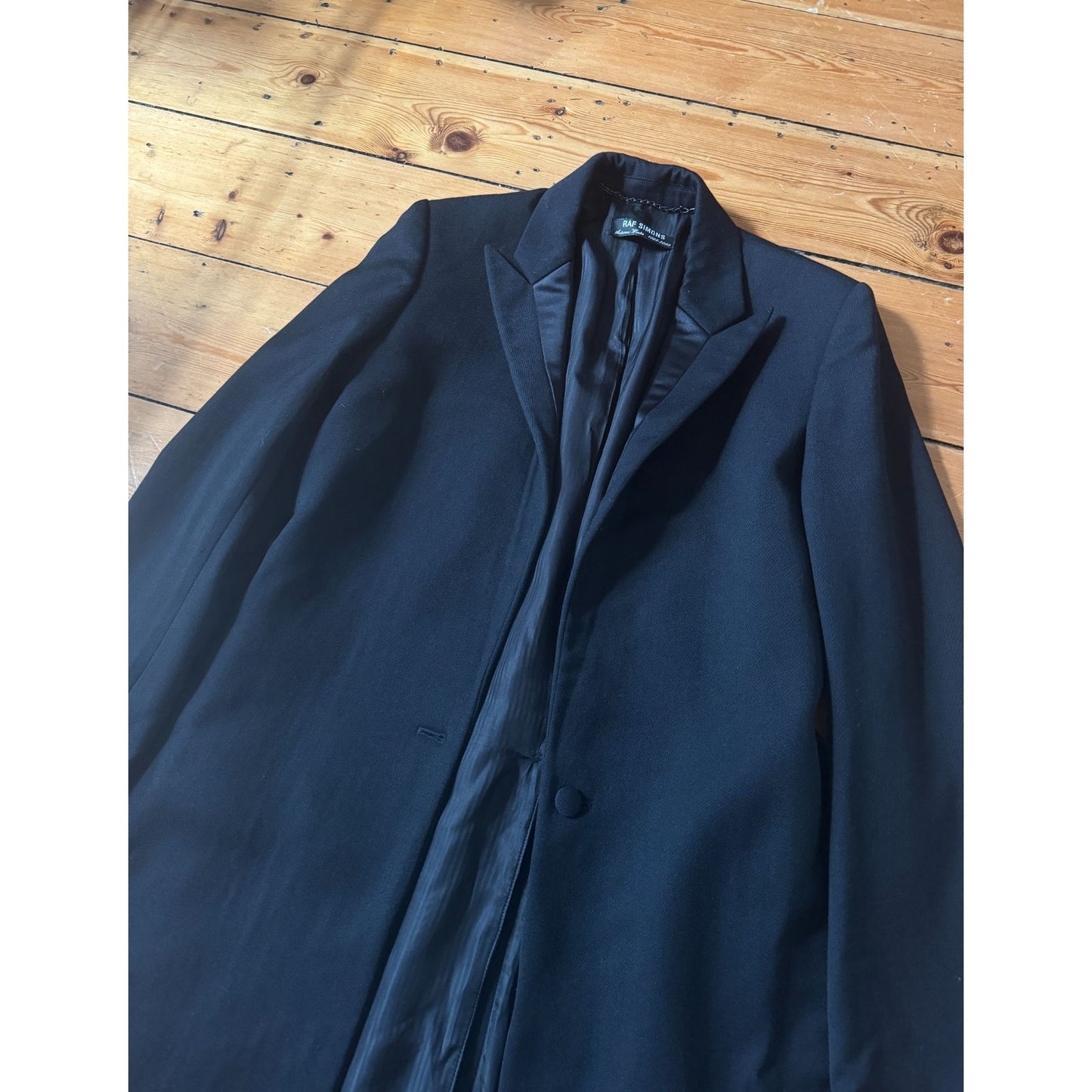 FW 1999–2000 “Disorder, Incubation, Isolation”