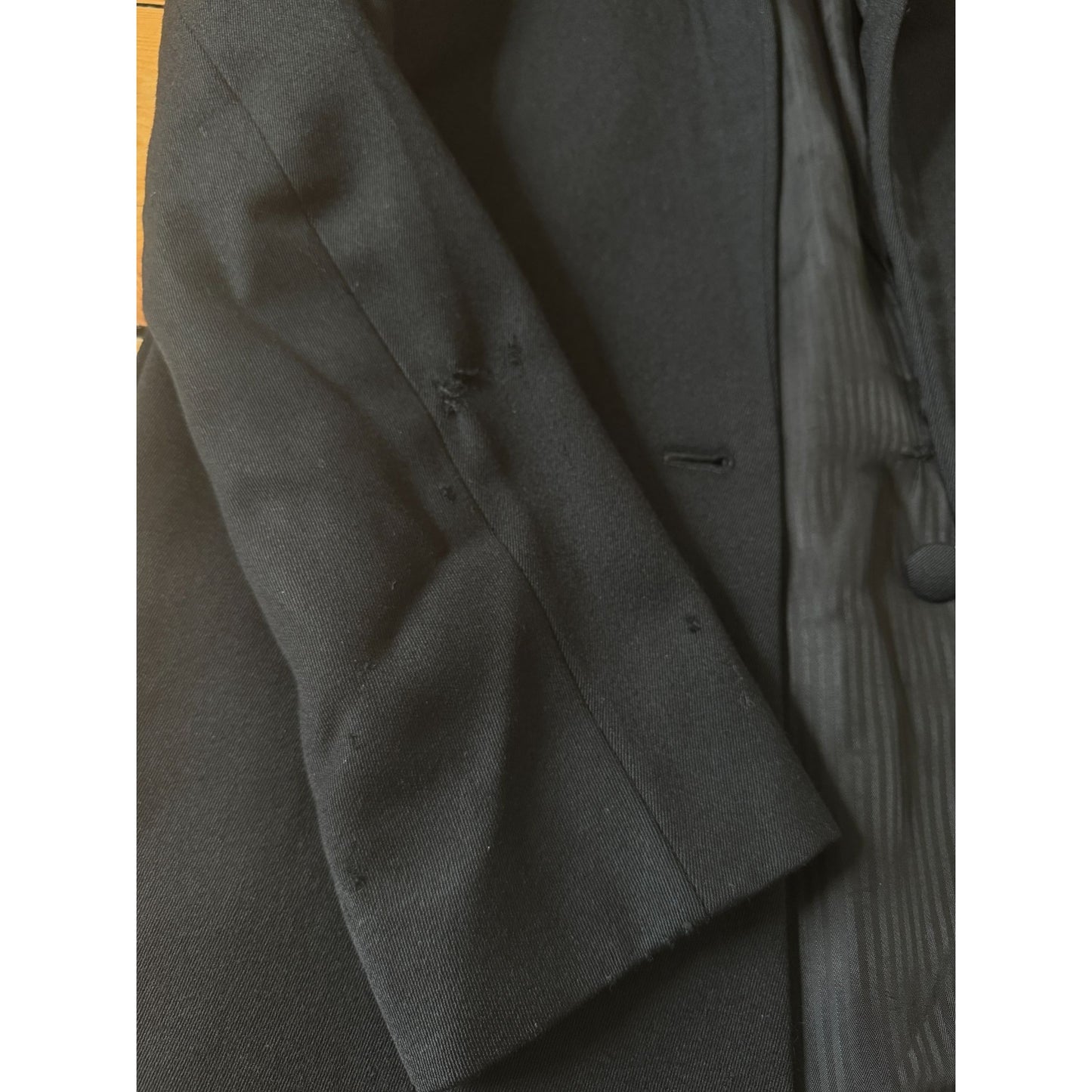 FW 1999–2000 “Disorder, Incubation, Isolation”