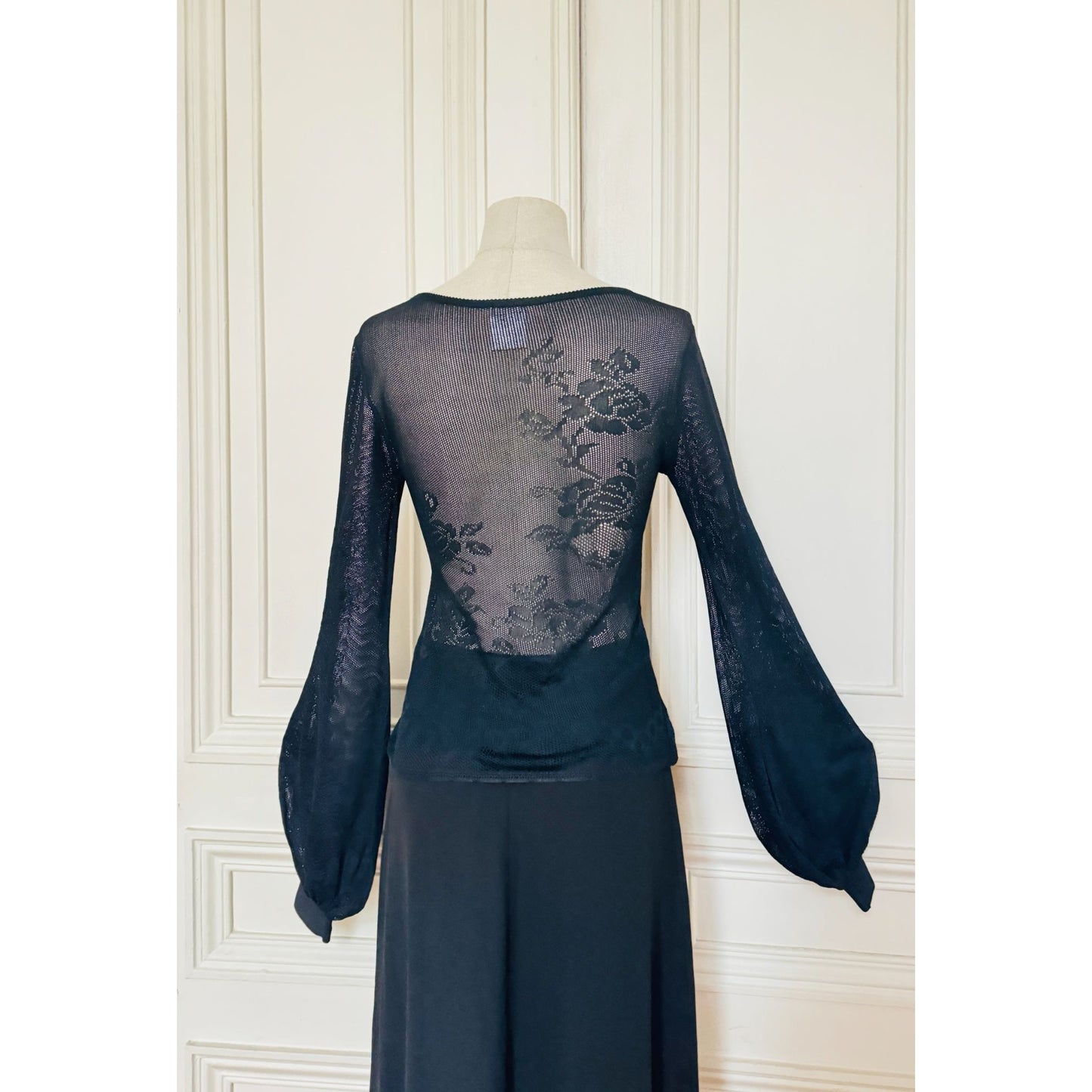 Spring/Summer 2005 Black Floral Lace Balloon-Sleeve Top 