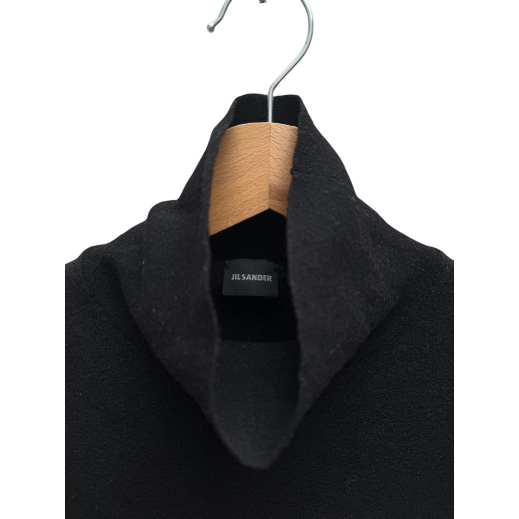 Black Wool Rollneck