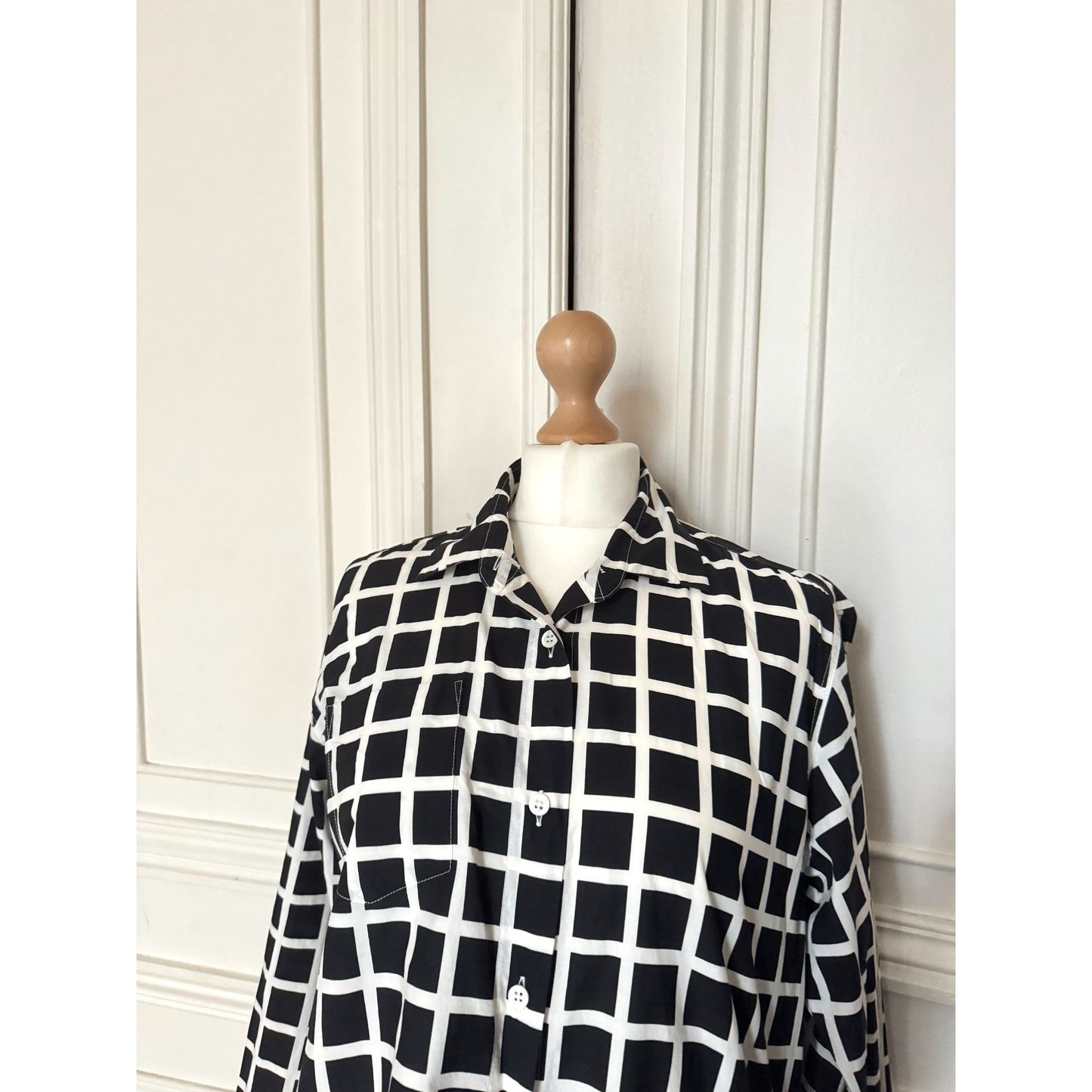 Spring Summer 2009  Black & White Geometric Ruffle Dress