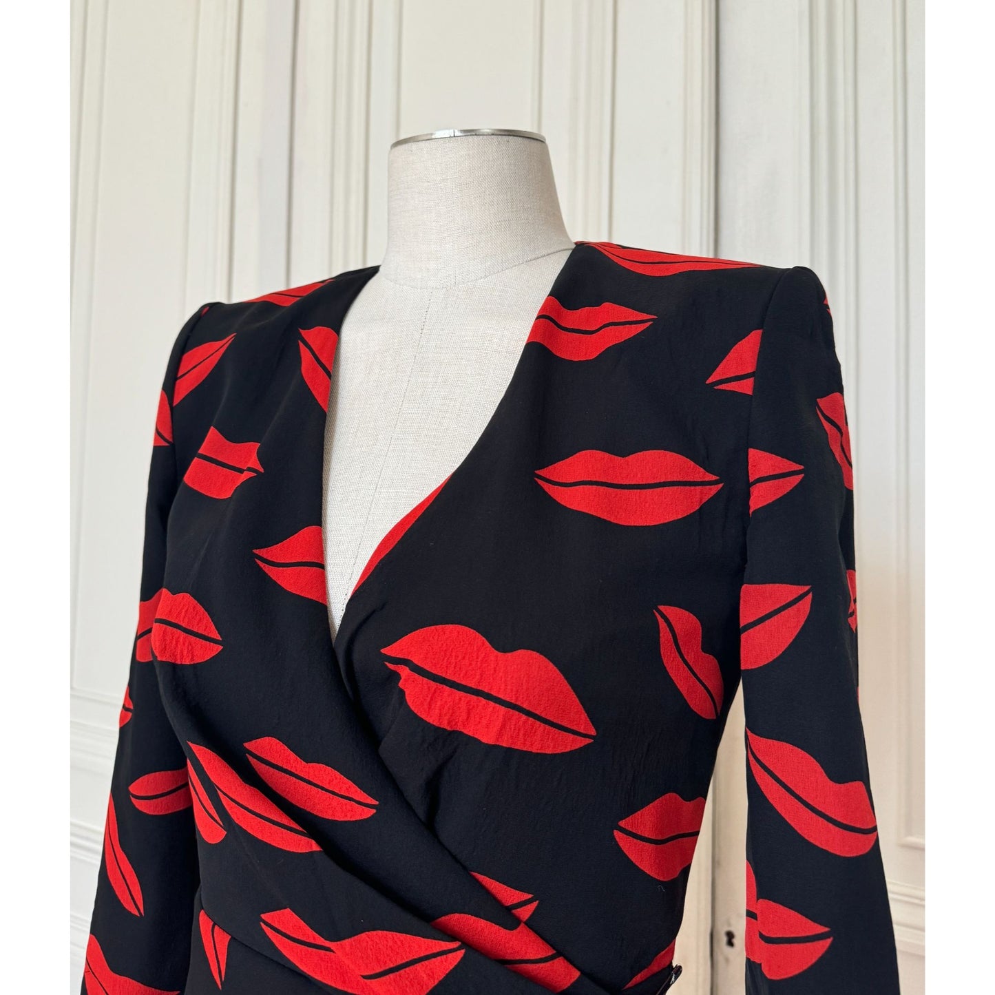 FW 2016 Lips Silk Wrap Dress