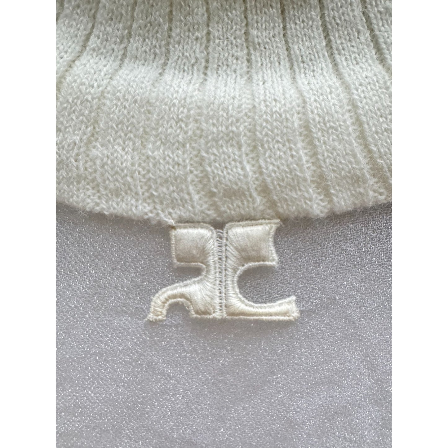 1970s White Nylon + Wool Rib Rollneck  Size 0 / XS