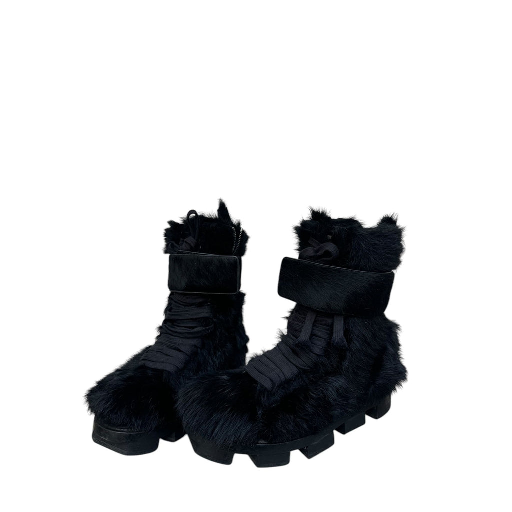 1/1 Runway FW 2013 Black Plinth Pony Hairs Boots