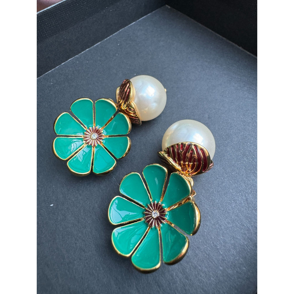 Gripoix Statement Floral Design