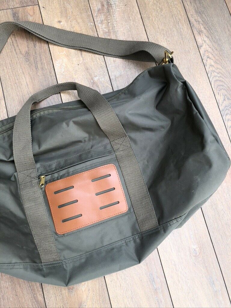A.P.C. Kaki Nylon Gym bag Size O/S