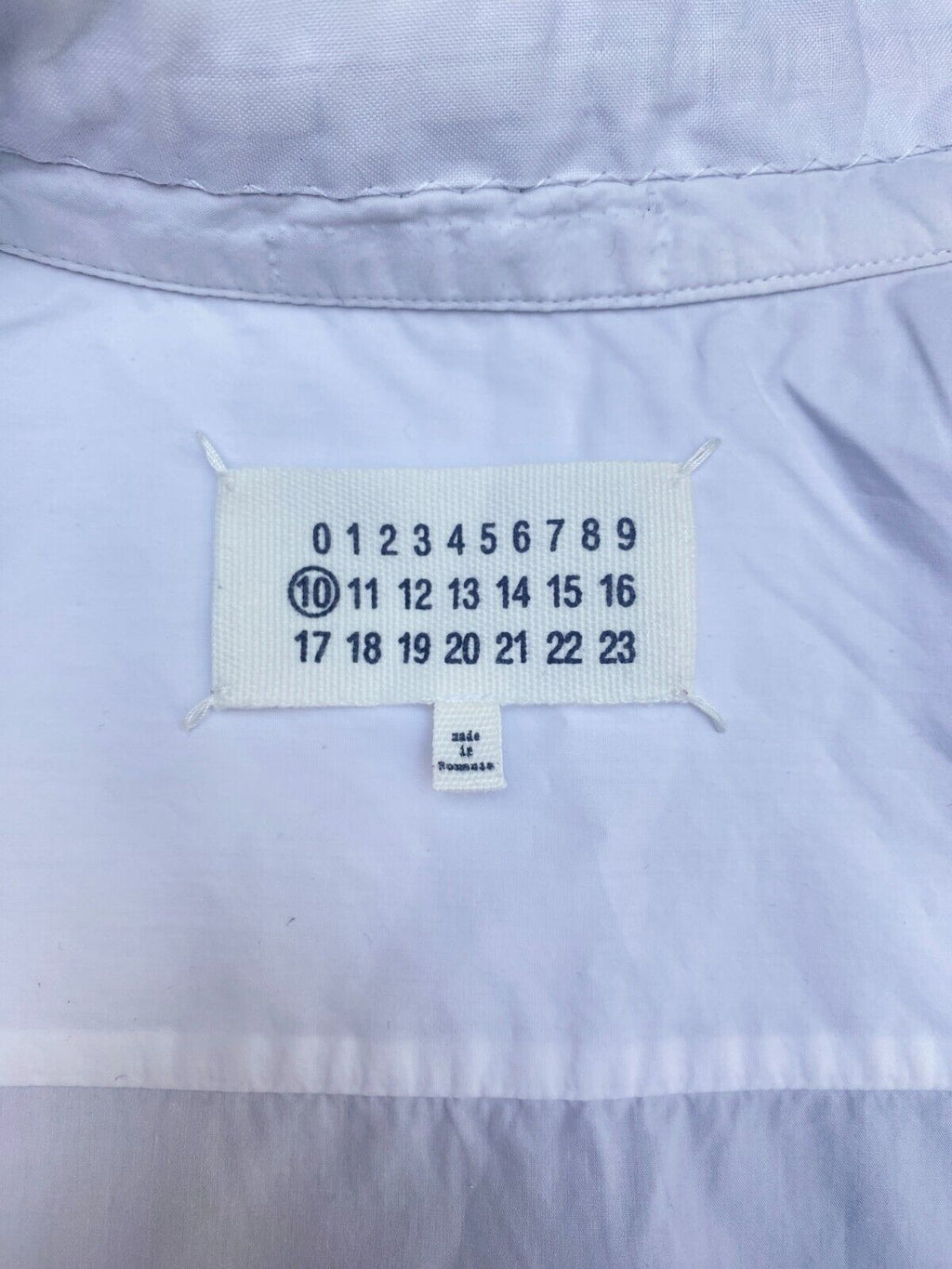 Perfect White Shirt  4 stitches on back