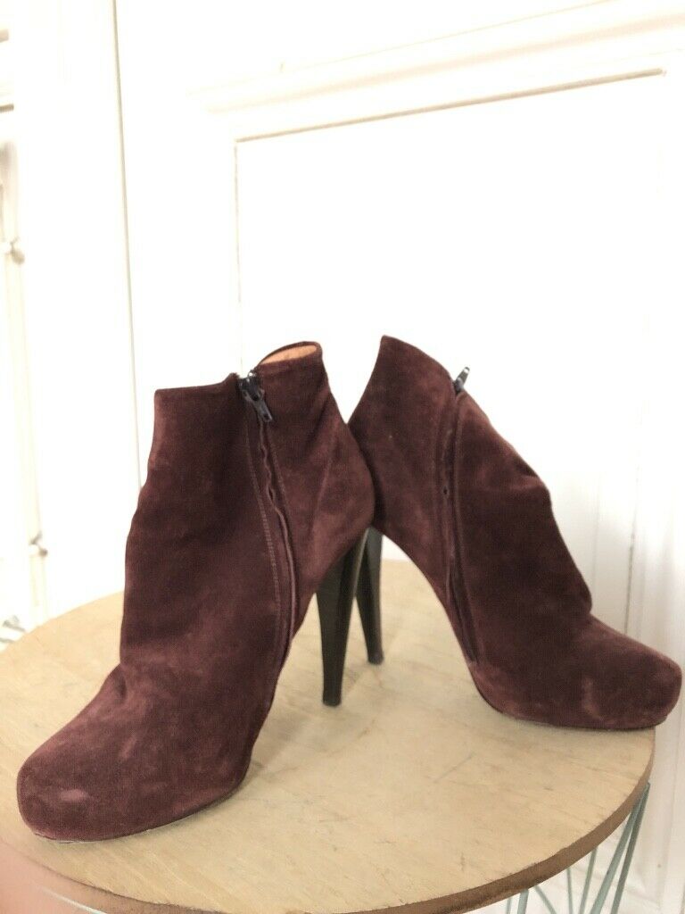 Martin Margiela Burgundy Suede Ankle Boots Size 6.5