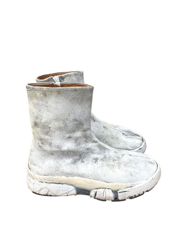 Fusion - Tabi white painted boots