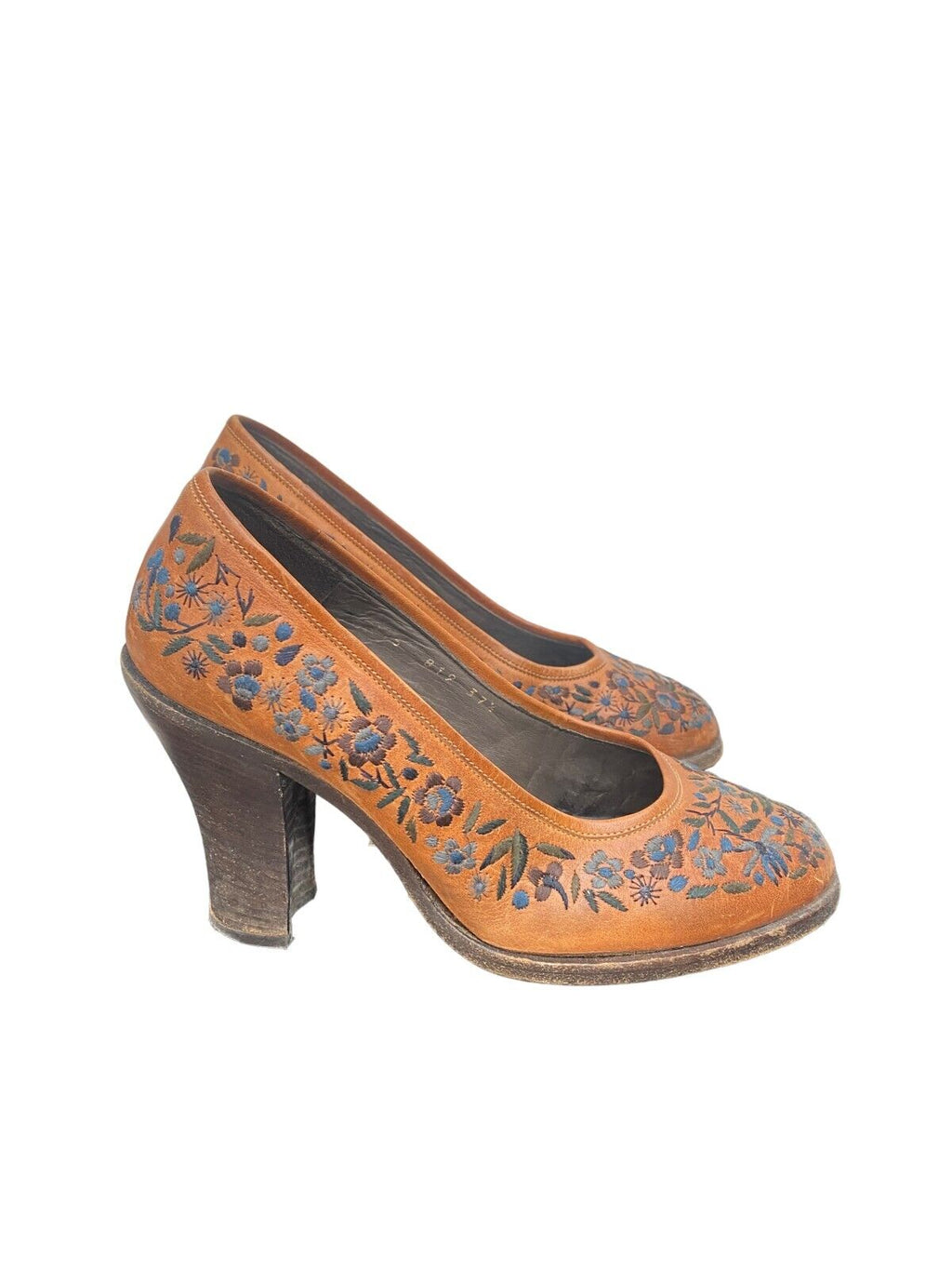 Embroidered Leather Shoes Heels
