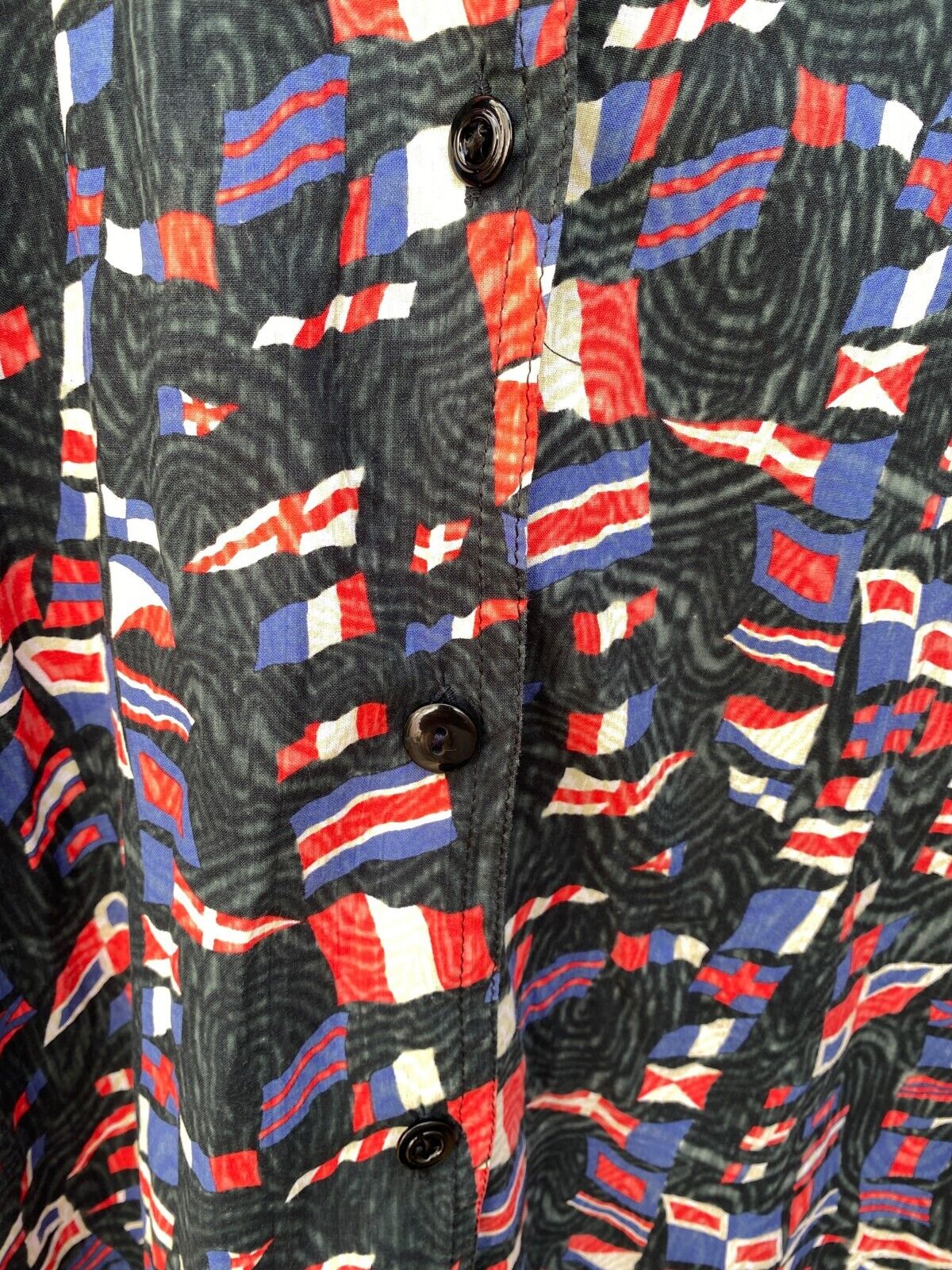 Vintage Flags Summer Shirt  Size Women 46 / fits Men M