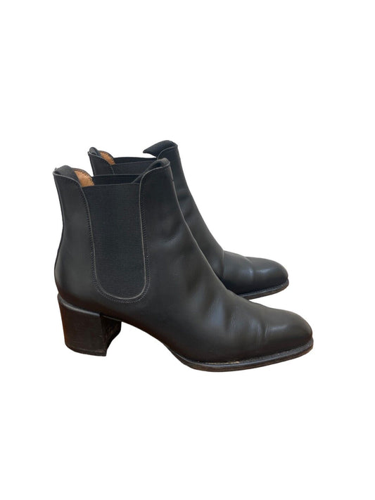 Black Chelsea Boots
