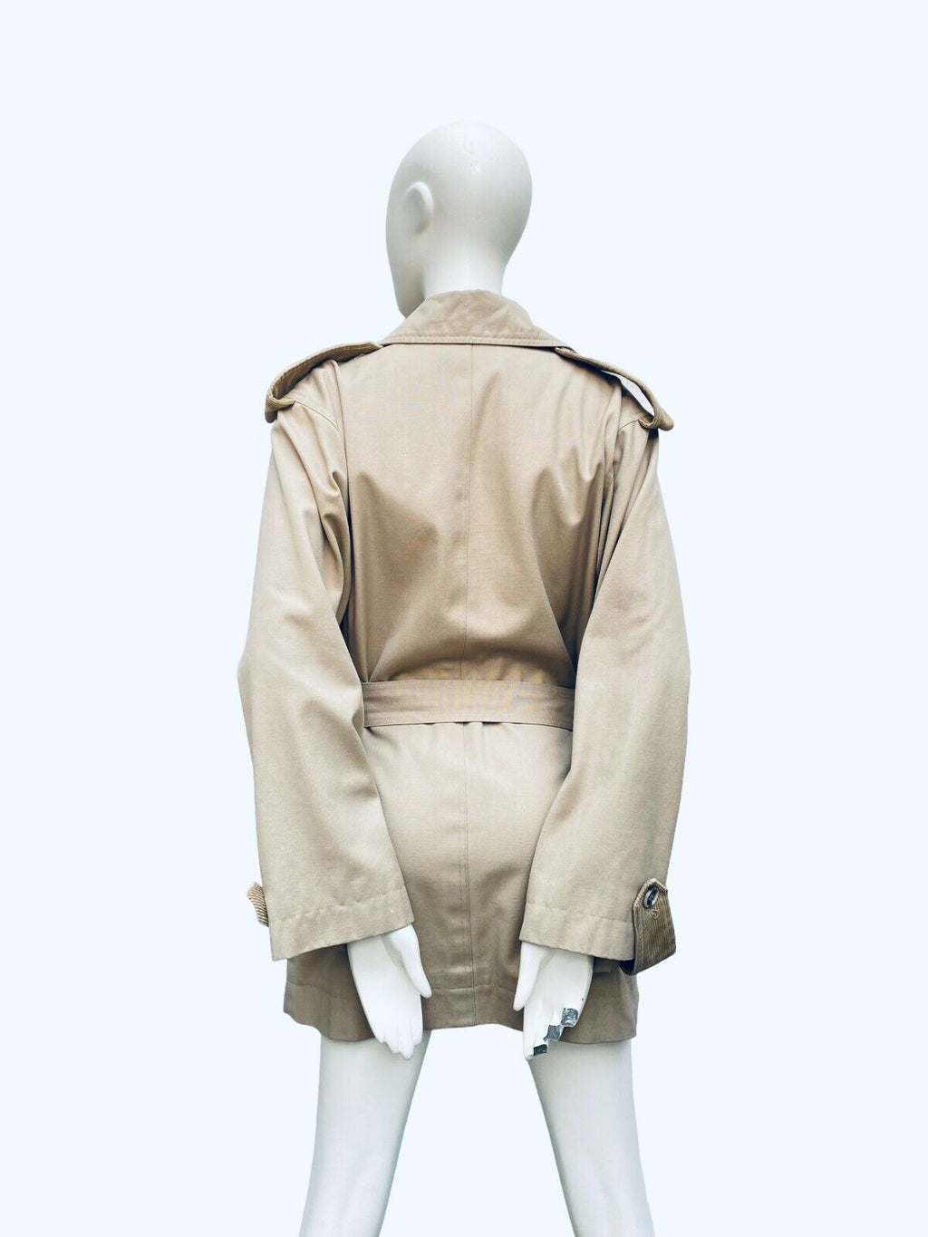 1970s Vintage Beige Belted Coat